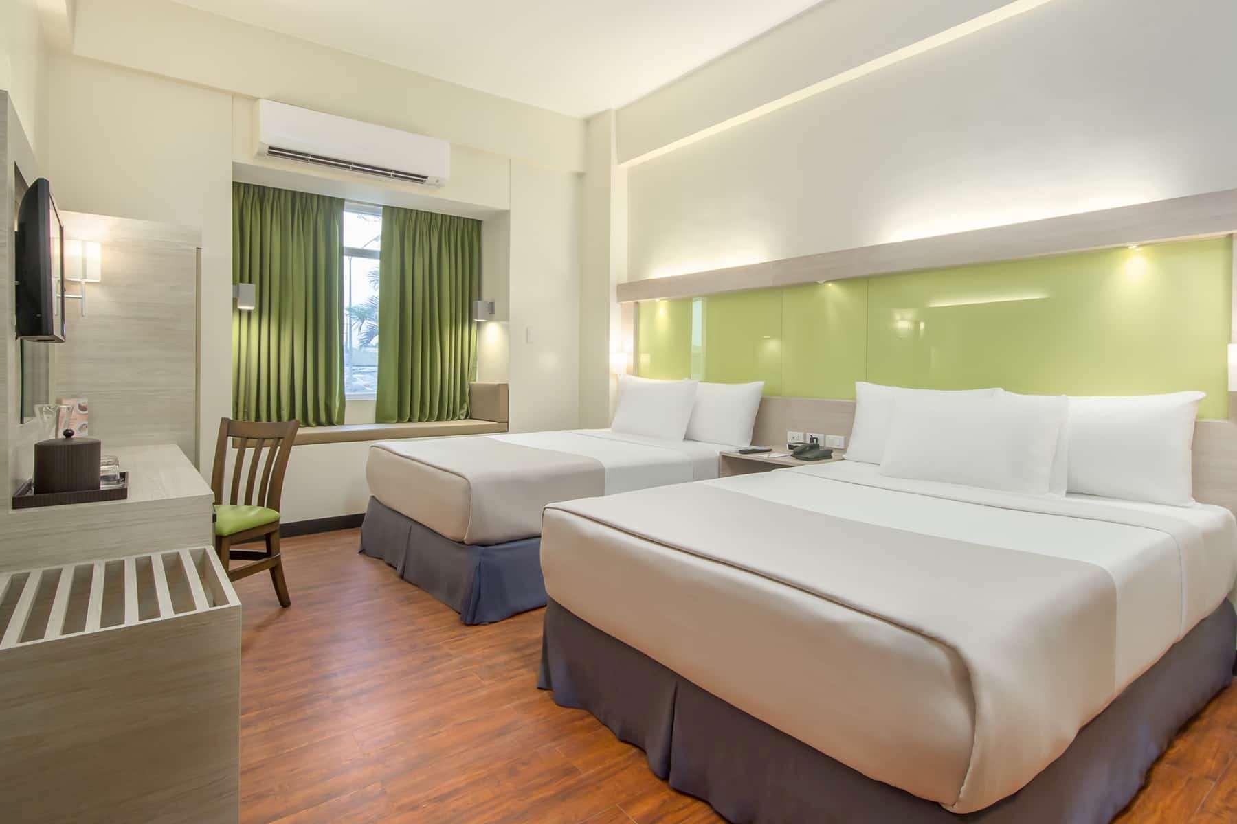 Microtel Inn & Suites By Wyndham San Fernando San Fernando (Pampanga) Exterior foto